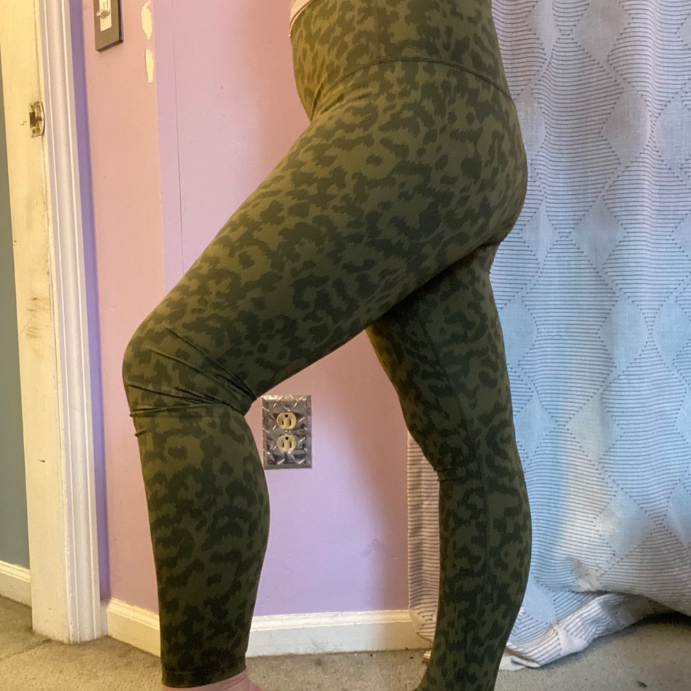 Varley camo leggings